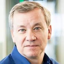 Speakers: Experts and peers to mentor you through your professional  evolution