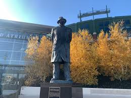 Click here for complete super bowl lv coverage. Rob Demovsky On Twitter Vince Lombardi And Curly Lambeau Mask Up