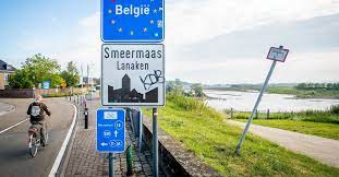 Wie terugkomt uit een rode zone, wat bijna heel europa is, moet verplicht zeven dagen in quarantaine. Herfstvakantie In Belgie Niet Dus Nrc