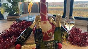 Calendrier De L Avent Champagne 2023 Le Champagne Piot-Sévillano Lance Son Calendrier De L'avent Avec Des Quarts  De Bouteilles