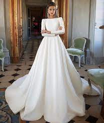 Long Sleeve Wedding Dress Buttons On Arms Milla Nova Wedding Dresses Wedding Dress Long Sleeve Dream Wedding Dresses