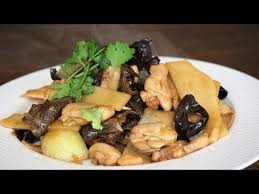 poulet saute aux champignons noirs et aux pousses de bambou cooking with morgane youtube en 2020 saute de poulet recette asiatique cuisine asiatique