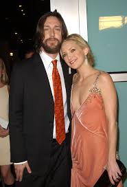 An advice columnist, andie anderson (kate hudson), tries pushing the boundaries of what she can write about in her new piece about how to get a man to leave you in 10 days. Kate Hudson Chris Robinson Allison Bridges Cheyenne Robinson Kate Hudson Chris Robinson Photos Zimbio