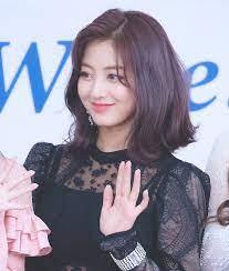 2018年最新 twiceジヒョの髪型画像まとめ 前髪の分け方は twice最新情報局 ジヒョ 髪型 髪型 セット