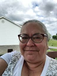 My name is kyndal and I live in the USA looking for a pen pal