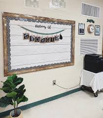 Many students love birthday messages because of the creative and fun ways they this set of 20 bulletin board cutouts includes several themed options to give your classroom a little flair. Farmhouse Decor Ideas For The Classroom Mohawk Home