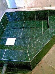 идея душевая кабина из плитки со сливом в полу фото Poddon Dlya Dusha Svoimi Rukami Uglovye Dushevye Malenkie Dushevye Dushevye