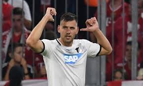 2017'ye kadar rapid wien'de forma giyen attila szalai, avusturya bundesliga'da yalnızca 1 maçta süre aldı. Varatlan Fordulat Szalai Adam A Maganeleterol Beszelt Ripost