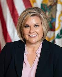 Charissa Davis's Instagram, Twitter & Facebook