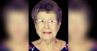 Stephanie Ankney's Instagram, Twitter & Facebook