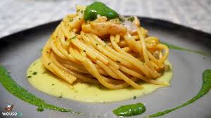 Spaghetti Con Crema Di Zucchine E Gamberetti Di Mangiare Non La Smetti Primipiatti Pasta Goduriosa Ilboccat Cibo Toscano Idee Alimentari Cibo Etnico