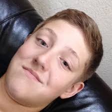 Avery fleming (@hecameandheran)