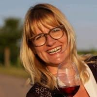 Nicole Halter "TheWinetasterin"