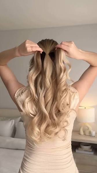 Easy half up half down hairstyle❤️, A favourite of mine this time of year, #halfup #halfuphalfdownhairstyle #halfuphalfdown #hairtutorial #easyhairstyle