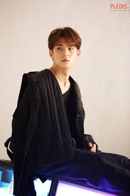 Mingyu (민규) is a south korean rapper under pledis entertainment. Mingyu Pics On Twitter Mingyu Seventeen Mingyu Seventeen