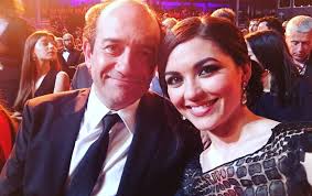 Sara barradas (born november 27, 1990) is a portuguese actress. Sara Barradas E Alvo De Criticas No Dia Dos Namorados Parece Pai E Filha Nacional Flash