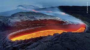 Provenivano da malta, spagna e grecia nella corsia di emergenza della tangenziale per evitare le code: Eruzione Etna Oggi Il Video Della Lava Sul Vulcano Sicilia Weekend