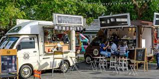 Satu lagi tempat foodtruck yang perlu anda kunjungi di tapak foodtruck taman melawati @melawatifoodtruck harga yang berpatutan, artis pun ramai. Dekat Malaysia Food Truck Ni Orang Kaya Je Yang Mampu Betul Ke Harga Makanan Di Food Truck Mahal