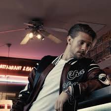 Sebastian fabijanski was born on june 14, 1987 in warsaw, mazowieckie, poland. Sebastian Fabijanski Elle Pl