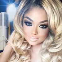 Paula Griffith's Instagram, Twitter & Facebook