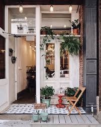 Urban Backyard Cafe New York Urban Backyard Coffee Shop Interior Design Coffee Shop Design