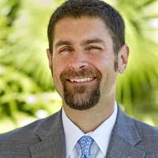 John Manrique's Instagram, Twitter & Facebook