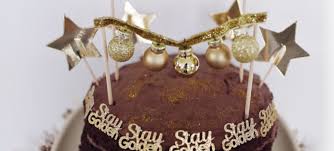 4.8 out of 5 stars, based on 6 reviews 6 ratings current price $10.99 $ 10. Kleine Torte Gross Gedacht Ein Goldener Dr Oetker Naked Cake Schoko Mit Diy Cake Topper