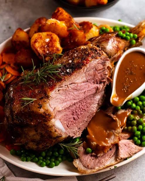 Roast Lamb Leg with Gravy