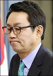 Who is Yoon Chang-jung?