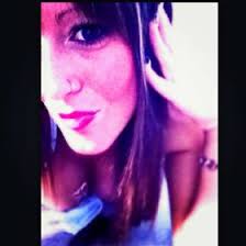 Hillary Parrish (hillary32xo)