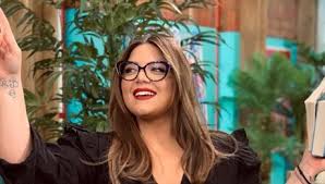 Κατά την ελληνική μυθολογία, η δανάη ήταν μοναχοκόρη του ακρισίου, βασιλιά του άργους, και της ευρυδίκης, κόρης του λακεδαίμονα. Danah Mparka Xwrismos Star Gr