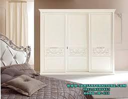 Lemari geser dengan pintu kayu. Model Lemari Geser Elegan 3 Pintu Terbaru Lemari Pakaian Pintu Sliding Ikhsan Furniture Jepara