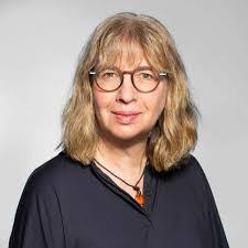 Christina Leven's Instagram, Twitter & Facebook