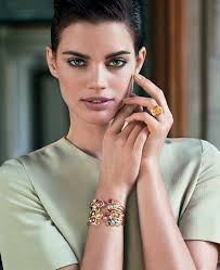 Broadway's Smash Comedy About the Sexes