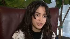 De violão clássico a teclado: 15 instrumentos musicais em oferta no Prime  Day