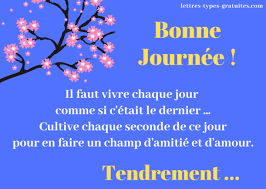 Pense à moi pendant tes rêves… avant de te coucher regarde par la fenêtre. Sms Bonjour Message Bonne Journee Avec Humour Amour Et Amitie
