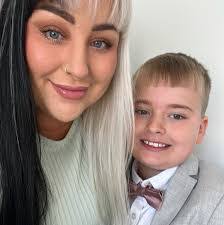 Haley Heller's Instagram, Twitter & Facebook