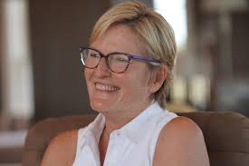 Kate Hentz's Instagram, Twitter & Facebook