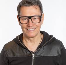 Marilyn McCoo and Billy Davis, Jr. have enjoyed tremendous success through  the years as recording artists, performers and authors. They have received  7 Grammy Awards and earned 15 gold and 3 platinum