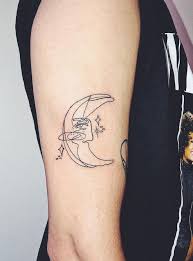 Single Line Moon Tattoo Simple Line Tattoo Hand Tattoos One Line Tattoo