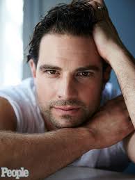 Scott Mcgillivray's Instagram, Twitter & Facebook