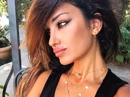 Jun 10, 2021 · rosa perrotta aspetta il secondo figlio da pietro tartaglione, il ragazzo che scelse quando era tronista a uomini e donne e con il quale ha già avuto un figlio, domenico ethan.a dare il lieto. Rosa Perrotta In Lacrime Per Il Figlio Domenico Cosa E Successo Lanostratv