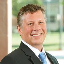 Lucinda Wagner's Instagram, Twitter & Facebook