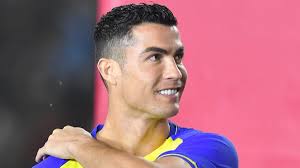 Cristiano Ronaldos Heartwarming Gesture For Woman Who Fed Him Burgers