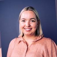 Rebecca Criddle's Instagram, Twitter & Facebook