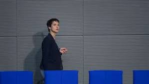 The headquarters of our innovative family business is located in southern germany in the. Frauke Petry Ehemann Karriere Kinder Was Macht Sie Nach Der Afd Politik