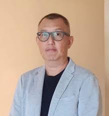 Michael Klapperich's Instagram, Twitter & Facebook