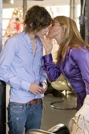 Lara perkins (lauren lee smith) chef comenzando en su en the l word se hacen constantes referencias al chart, que es un esquema donde se enlazan unas personas con otras con quienes hayan mantenido. How Did Shane Become The L Word S Most Beloved Character Vogue