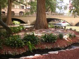 Wedding Island Riverwalk San Antonio Tx San Antonio Wedding Venues Wedding Venues Texas San Antonio Inexpensive Wedding Venues