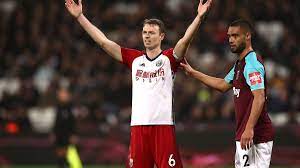 Jonny evans is set to regain the west bromwich albion captaincy for saturday's crucial relegation clash against huddersfield town. West Brom Expecting Jonny Evans Interest Ahead Of Deadline Day Eurosport
